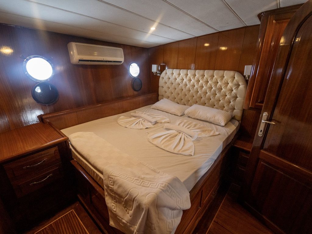 Boat picture 13