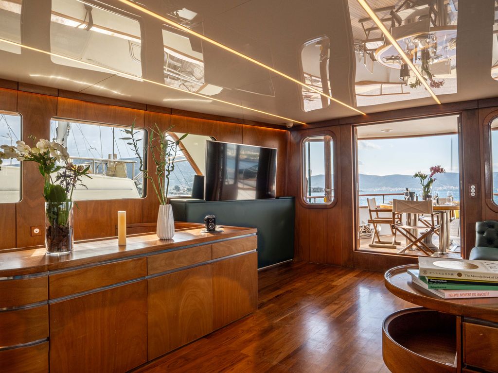 Boat picture 4
