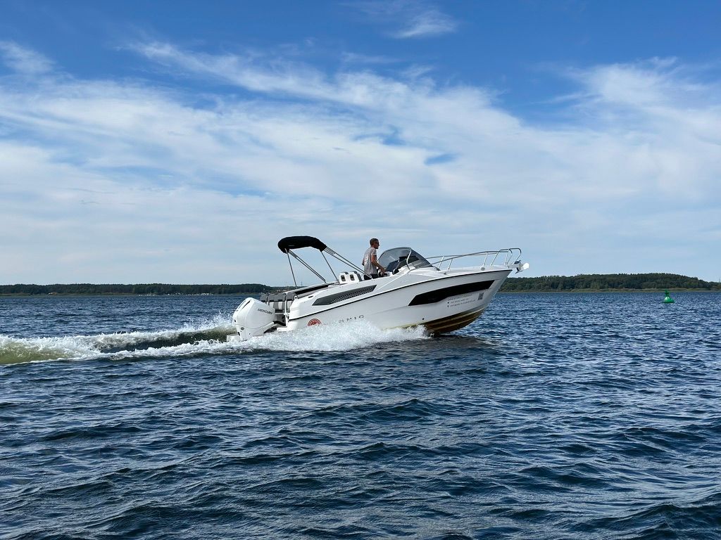 Boat picture 4