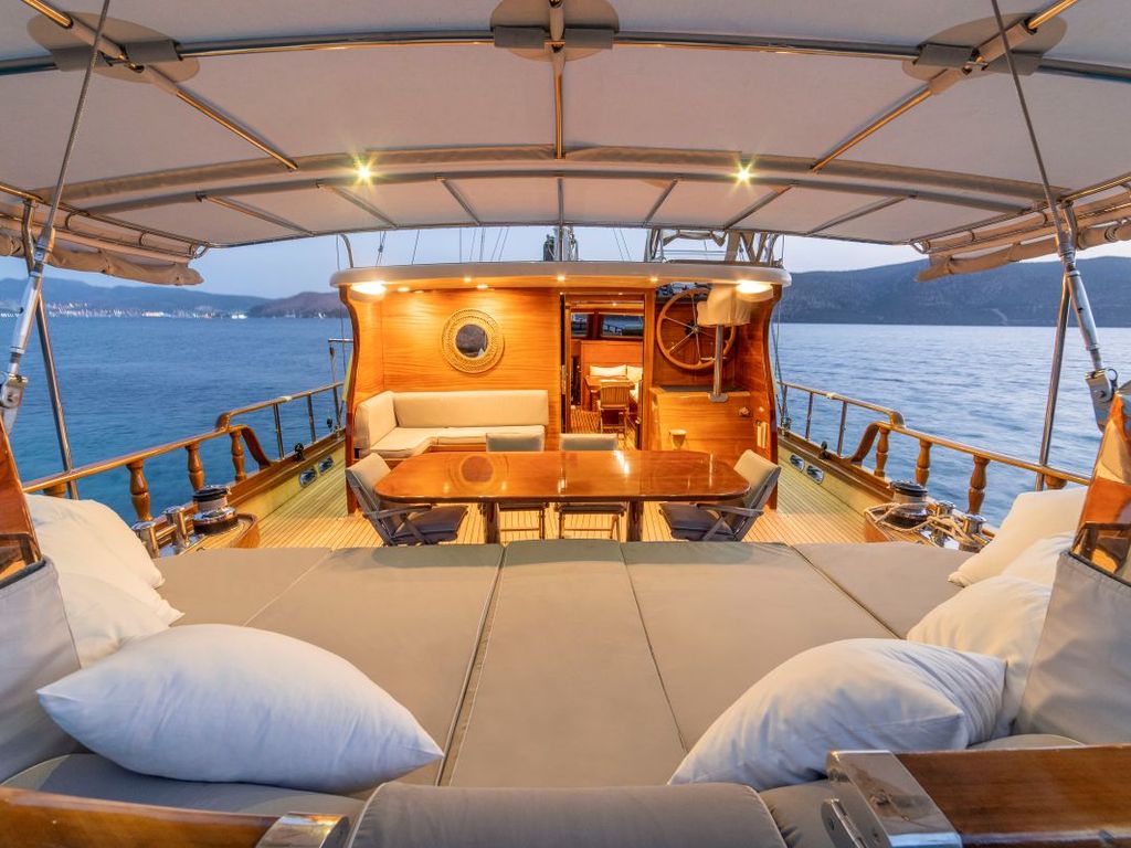 Boat picture 16