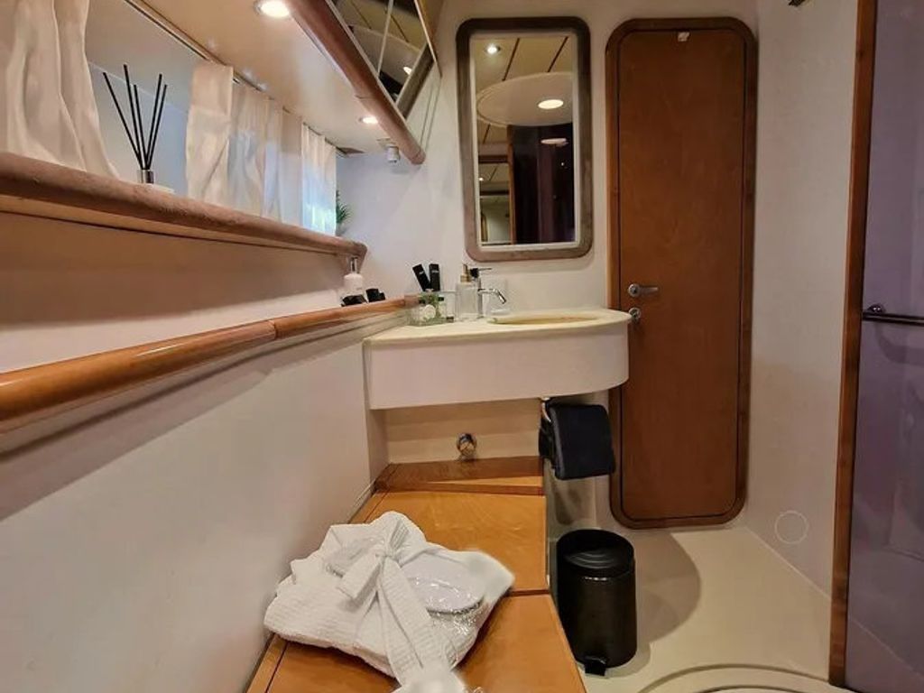 Boat picture 7