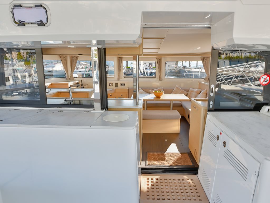 Boat picture 14