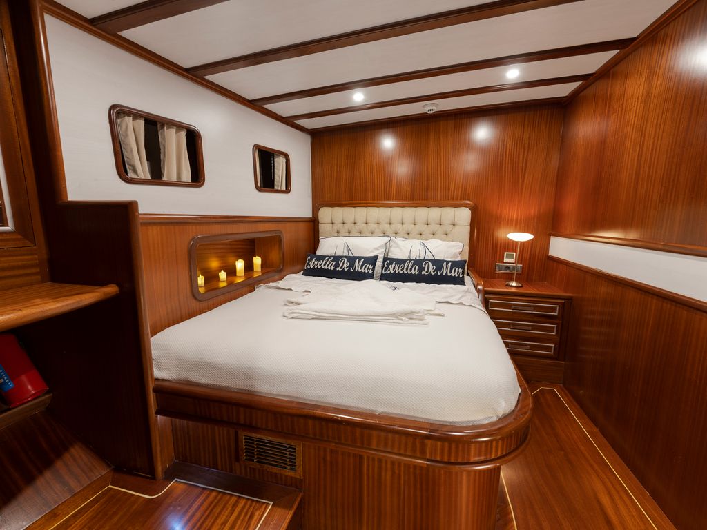 Boat picture 2