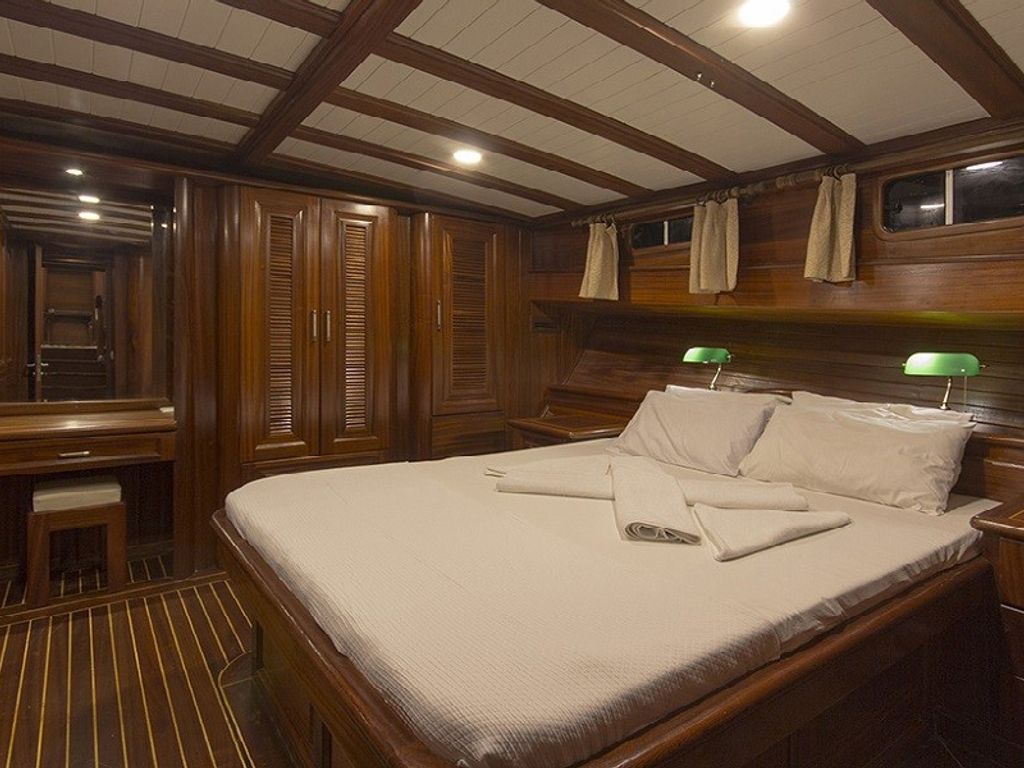 Boat picture 12