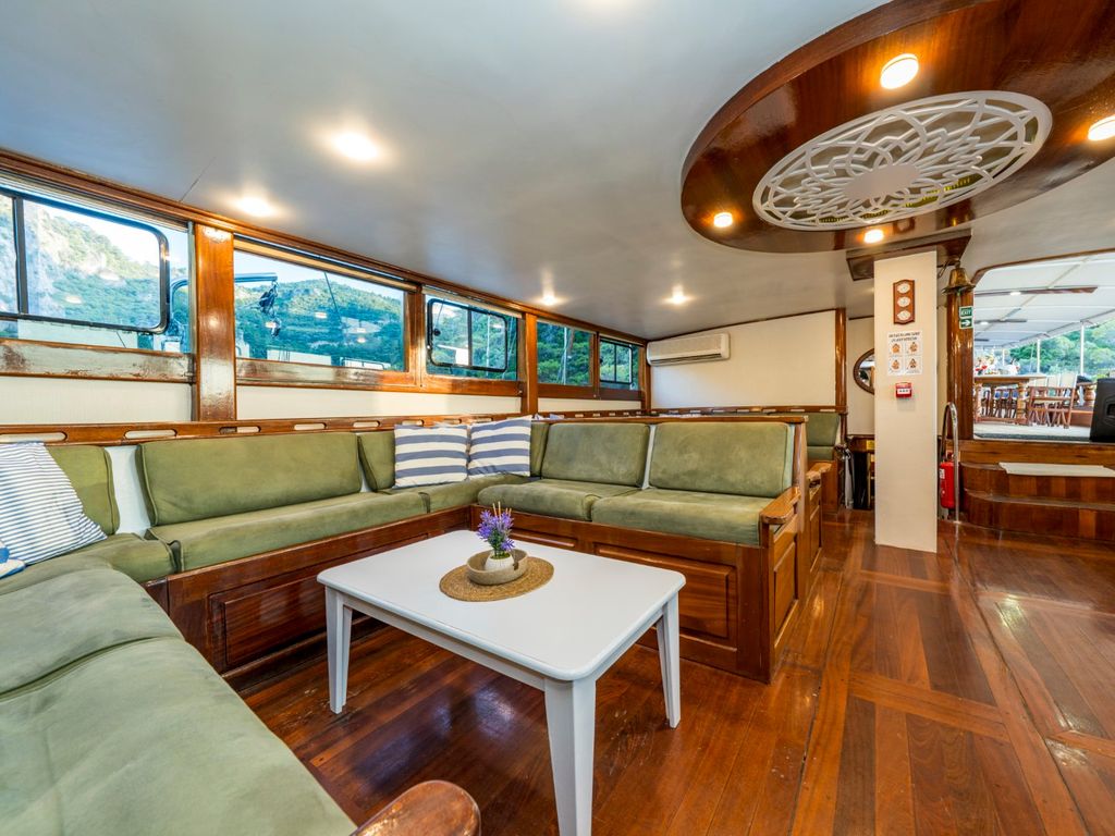 Boat picture 7