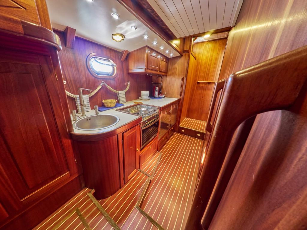 Boat picture 20