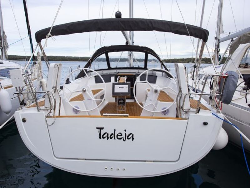 Photo of undefined, image 1 of 12