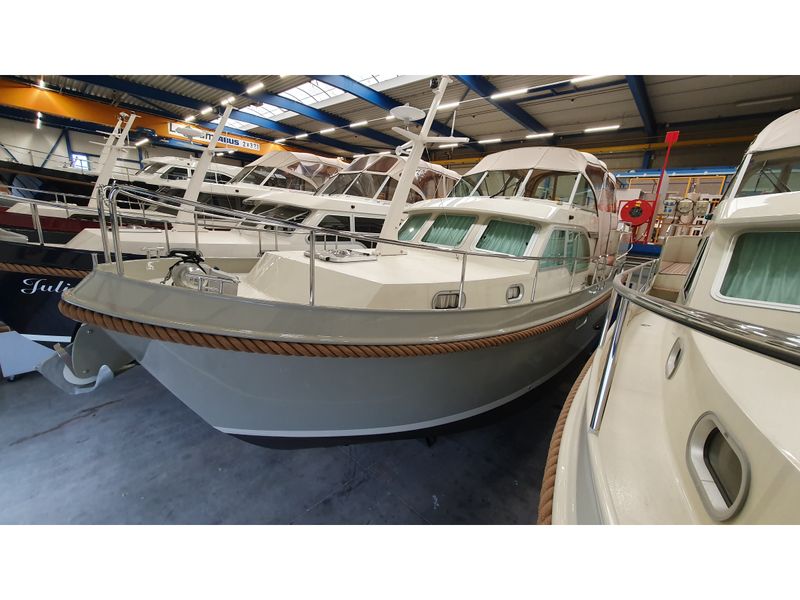 Boat picture 1