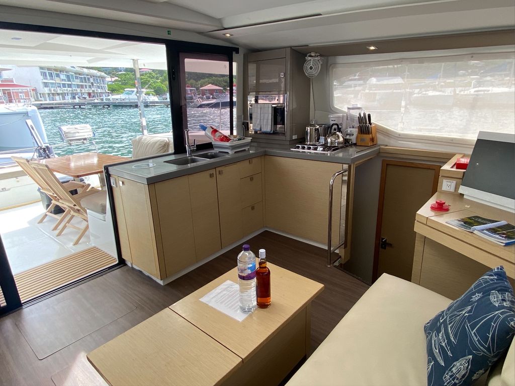 Boat picture 4