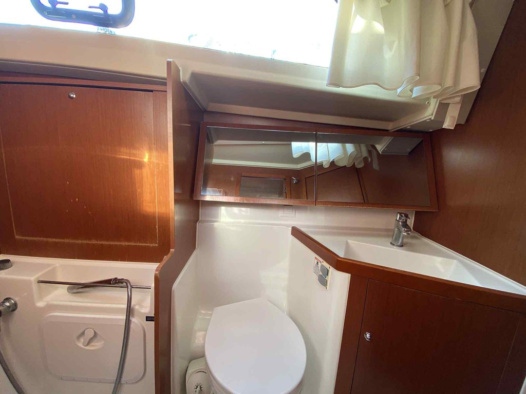 Boat picture 9